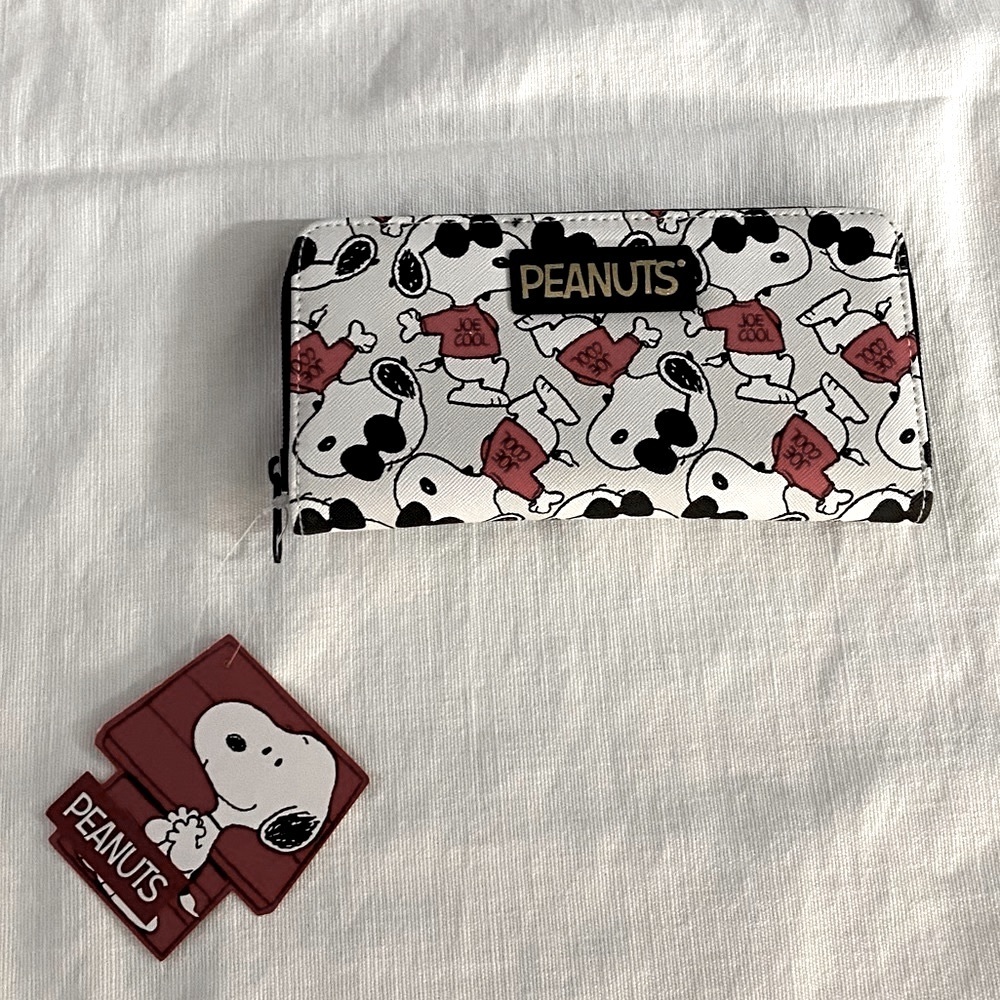 PEANUTS Wallet Snoopy Joe Cool